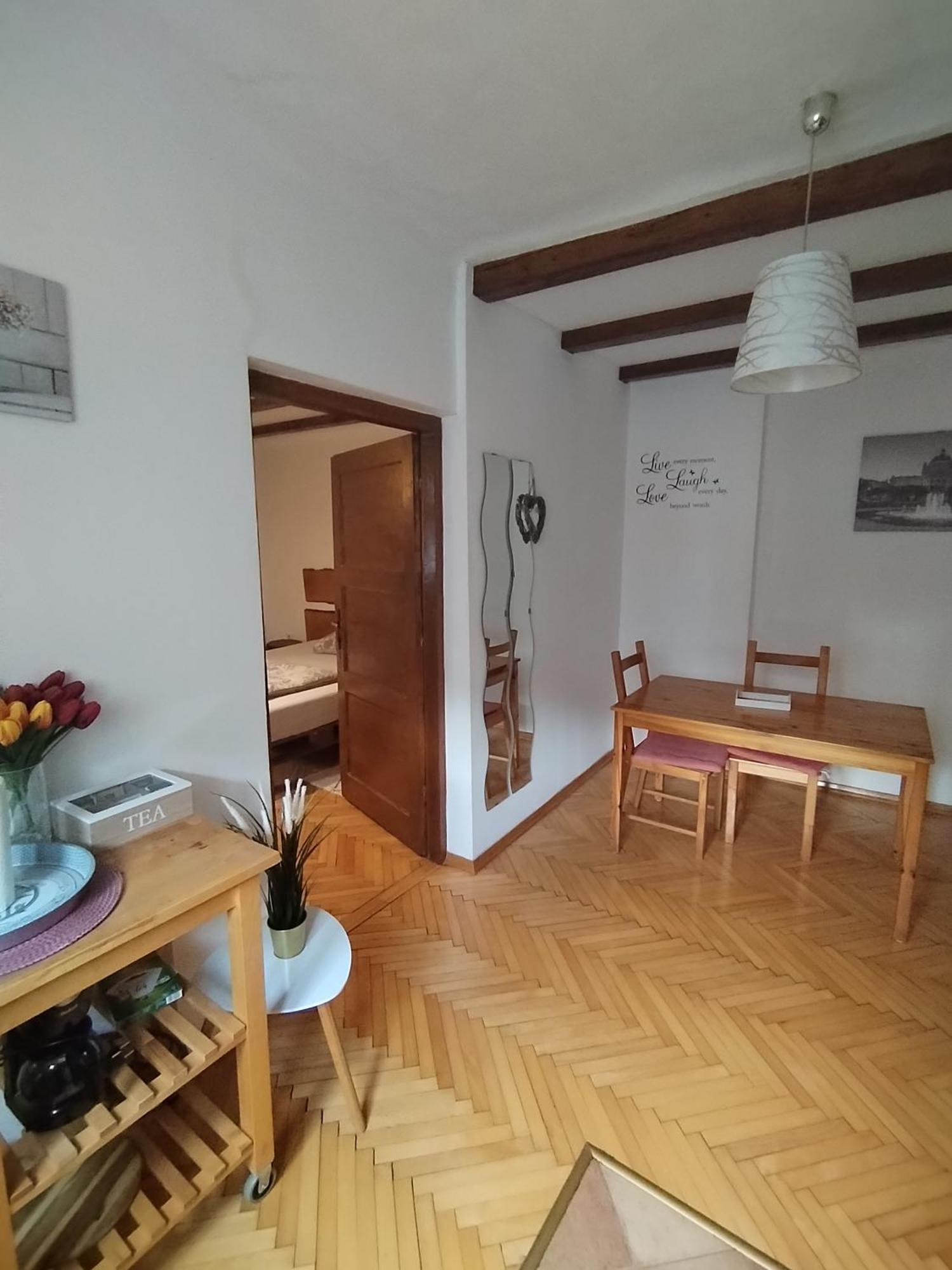 Apartmani Stonewood 자그레브 외부 사진